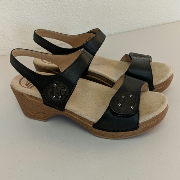 dansko sandals